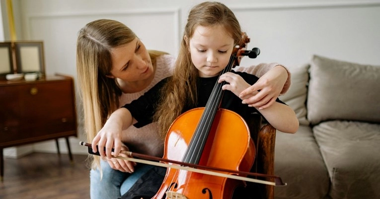 Kako potaknuti djecu da češće vježbaju sviranje na glazbenim instrumentima?